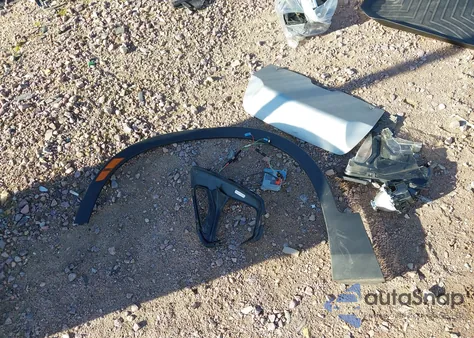 2020 Chevrolet Blazer Awd 3Lt z USA, uszkodzony, nr VIN 3GNKBJRS5LS678907